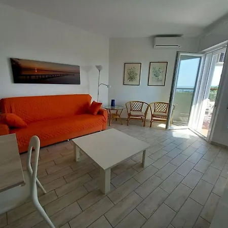3-bedroom Beachfront In The Pineta Area * Lignano Sabbiadoro